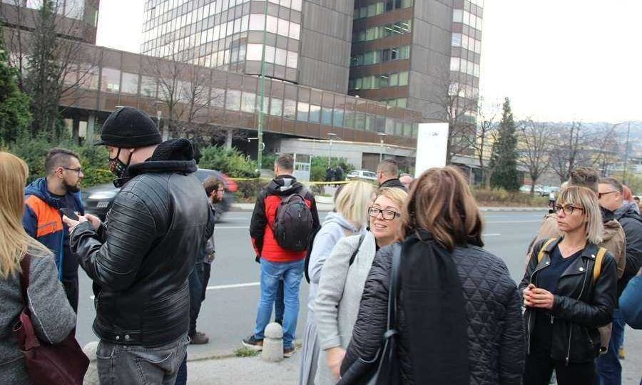 576492c356d8e0278dfa7b752bad5bc8