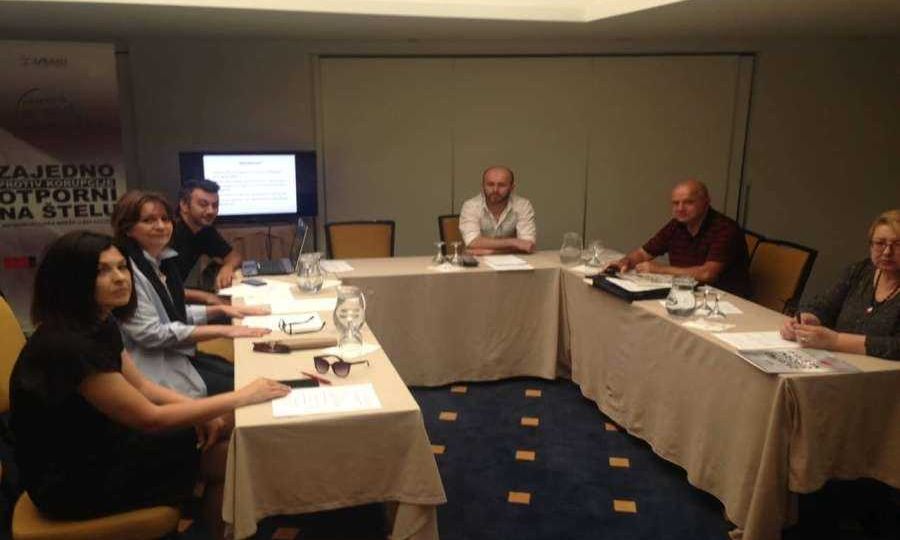 b262fcb3a88d76445a5d5d6ad933cf2d